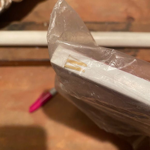 Cameron Diaz cover W magazine. Never opened - Picture 4 of 4